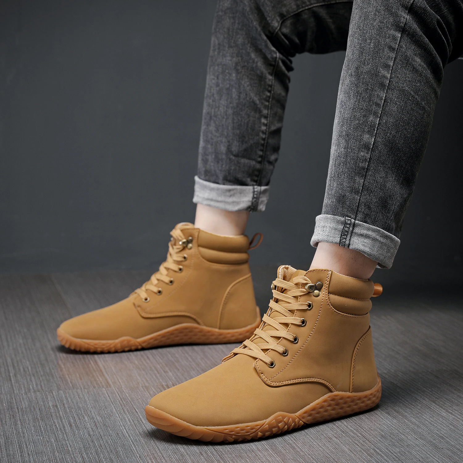 Unisex Wide Barefoot Shoes for Men Women Outdoor Trail Running Minimalist High-top Walking Shoes Lightweight and Breathable
